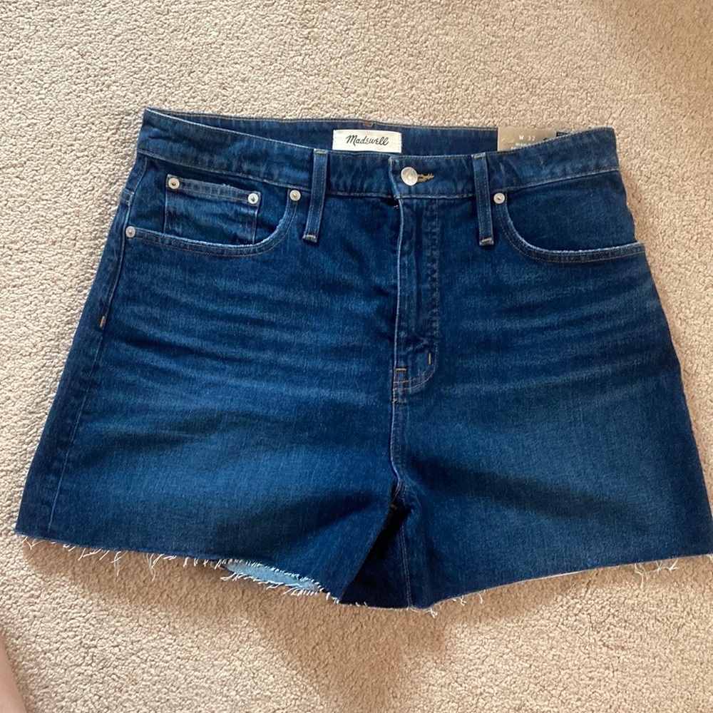 NWT Madewell High Rise Denim Short - Size 32